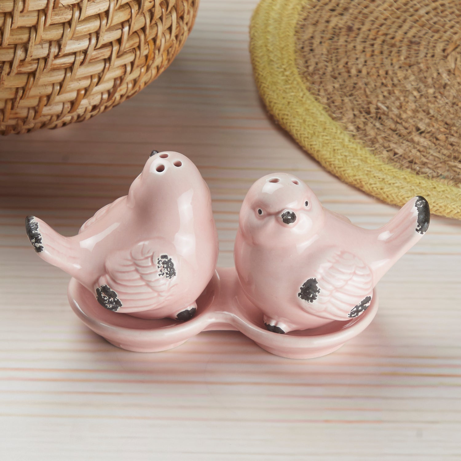 Ceramic Salt and Pepper Set with tray, Sparrow, Pink (10275)