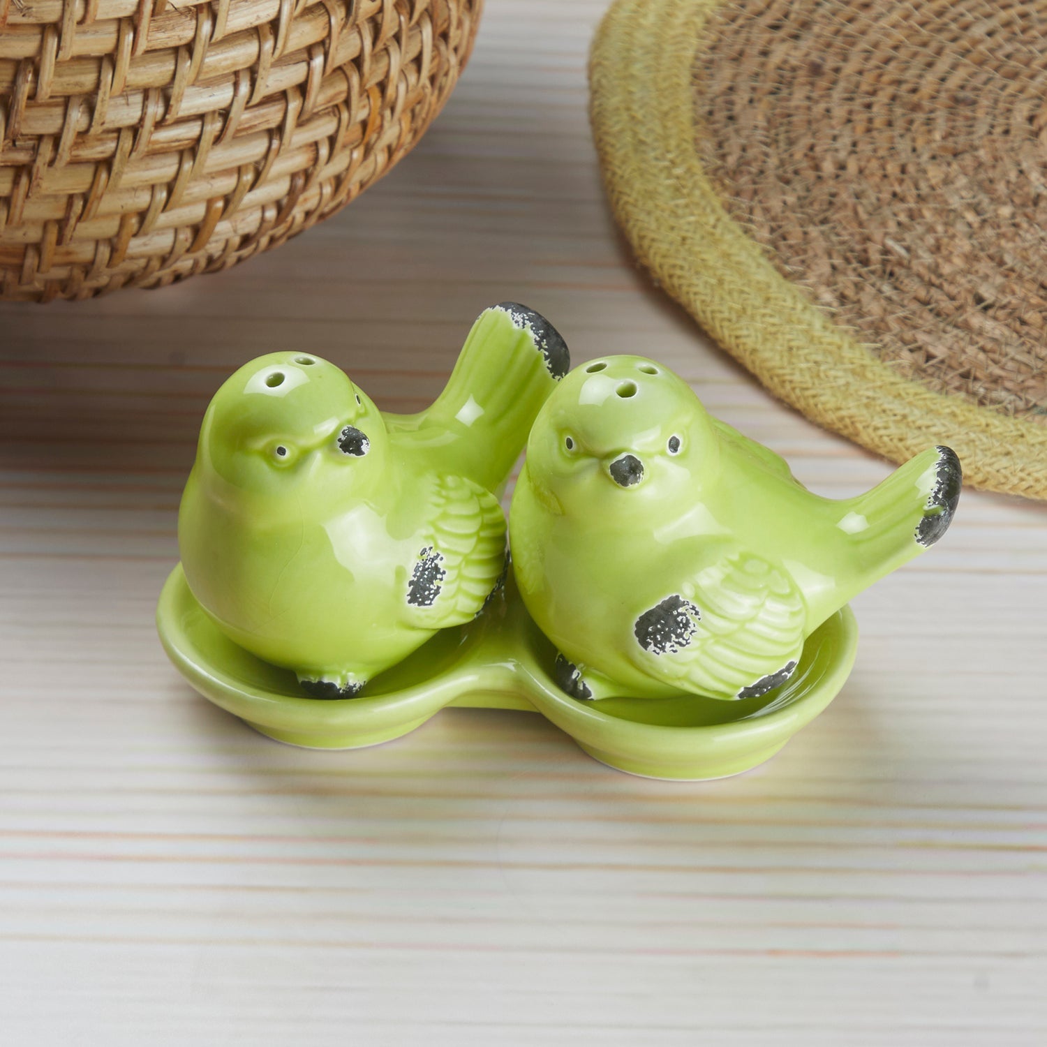 Ceramic Salt and Pepper Set with tray, Sparrow, Green (10277)