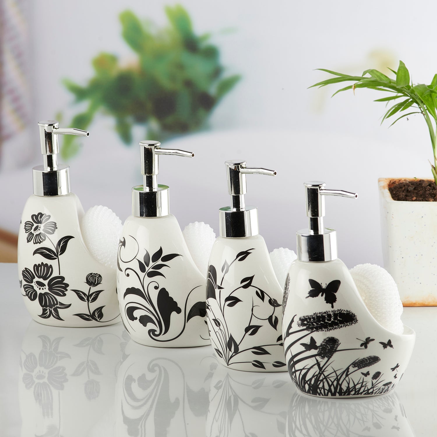 Ceramic Soap Dispenser handwash Pump for Bathroom, Set of 1, White/Black (10302)