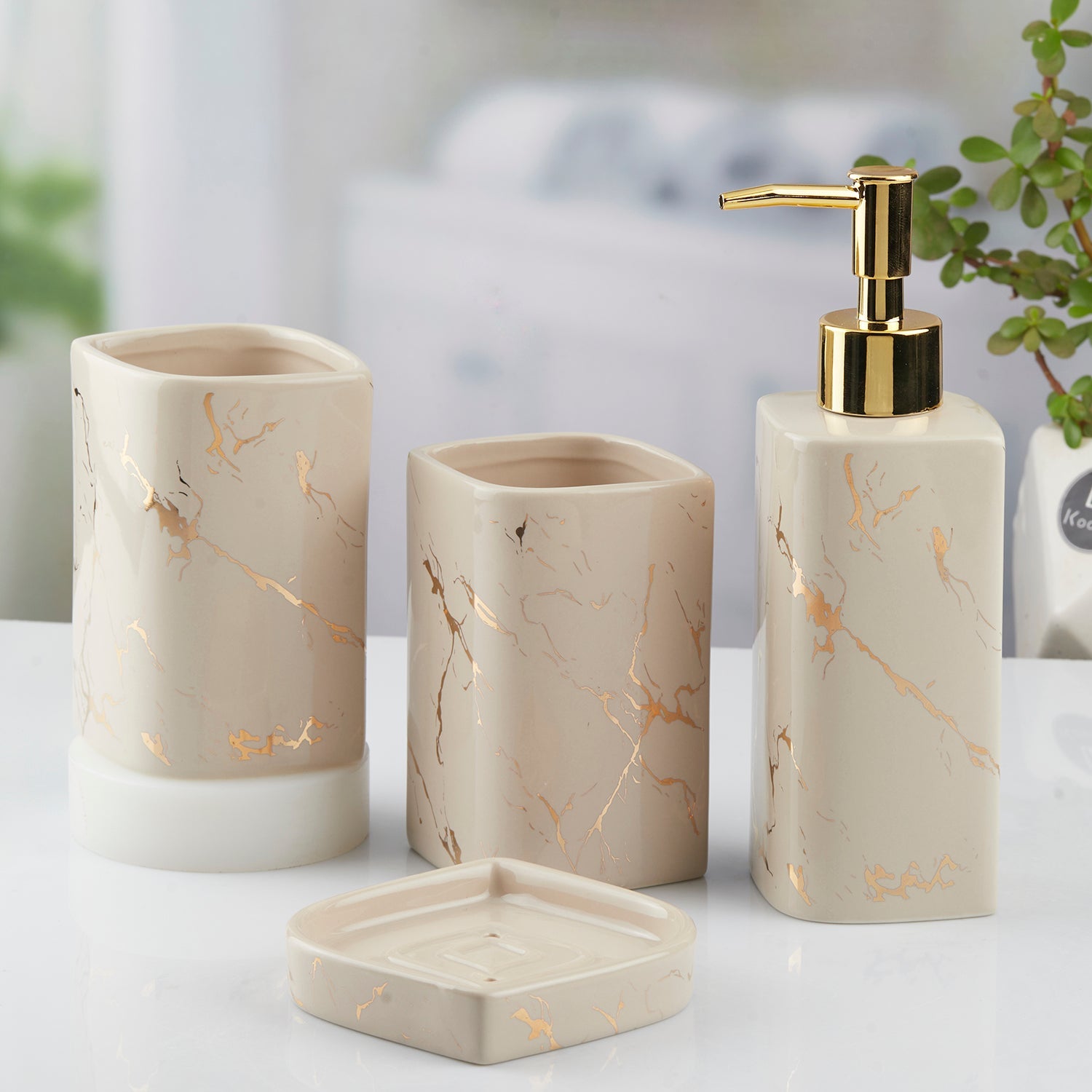 Ceramic Bathroom Set of 4 with Soap Dispenser (10400)
