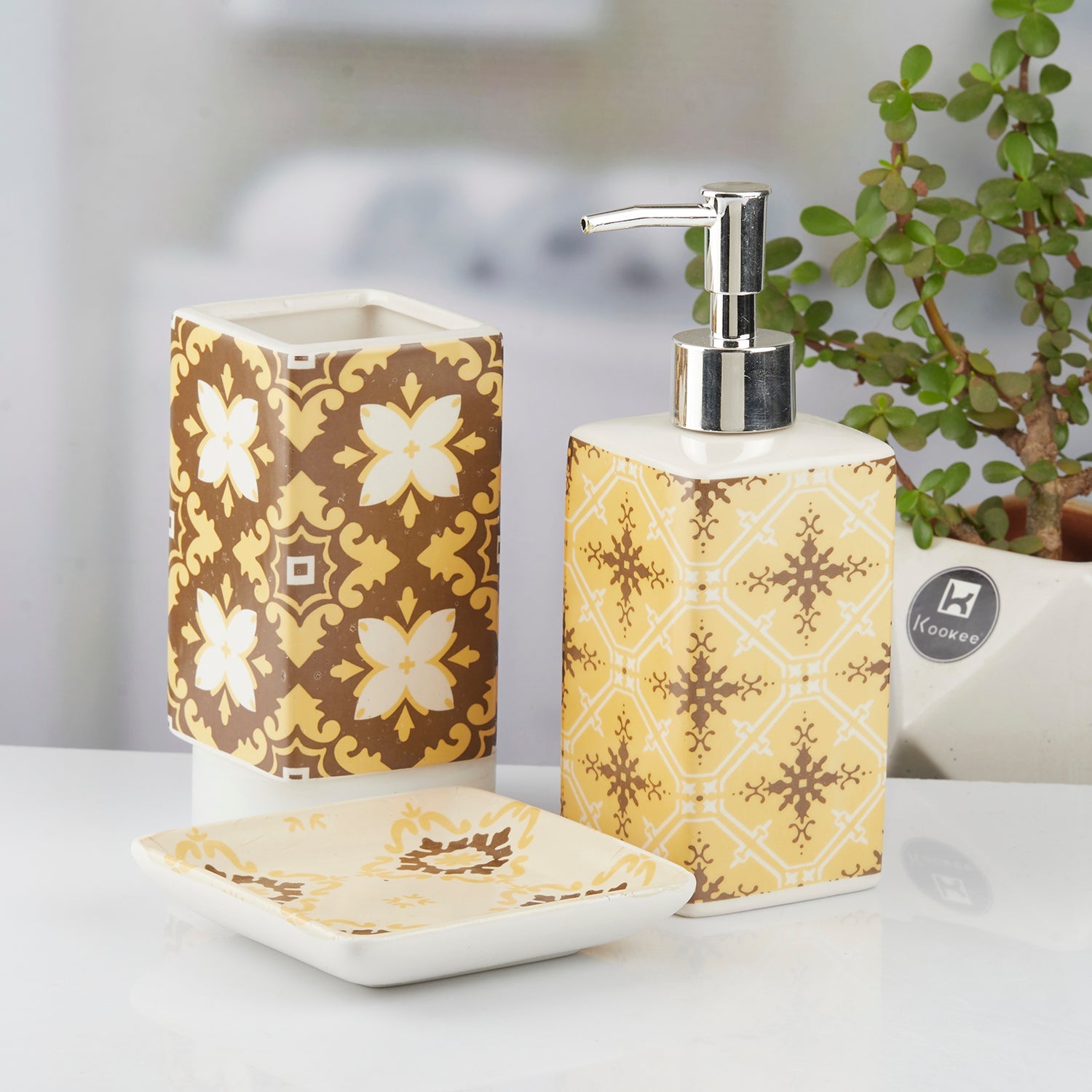 Ceramic Bathroom Set of 3 with Soap Dispenser (10423)