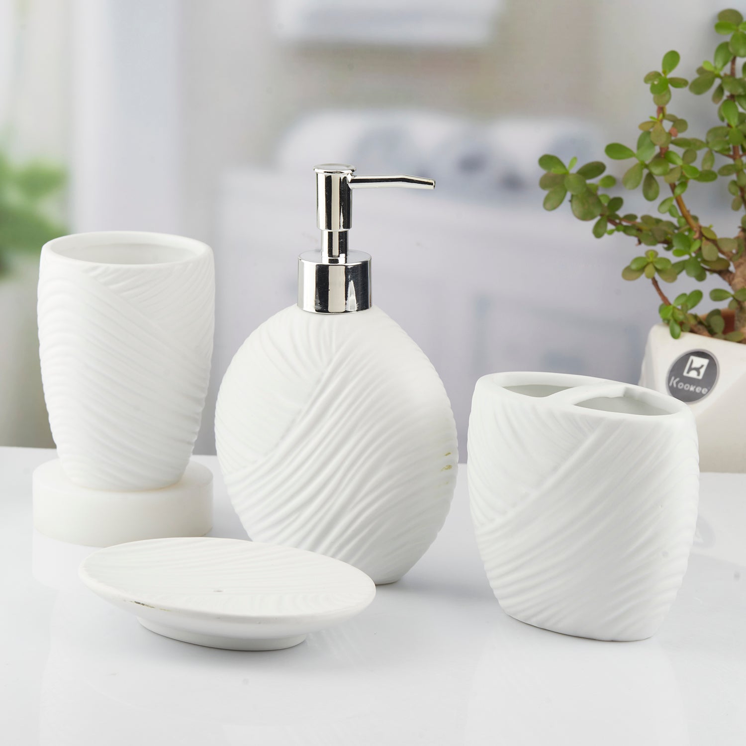 Ceramic Bathroom Set of 4 with Soap Dispenser (10431)